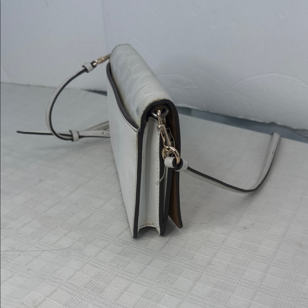 Coach Anna Foldover Clutch Crossbody Bag in Signature Canvas. - Picture 5 of 11